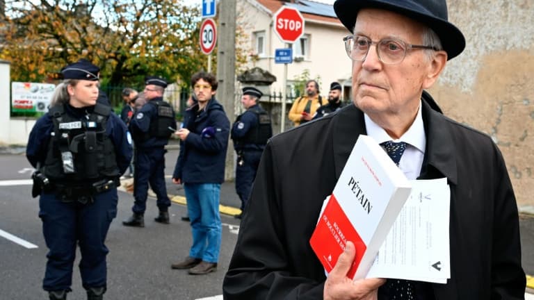 Messe en hommage au maréchal Pétain: 5.000 euros d'amende requis contre l'organisateur