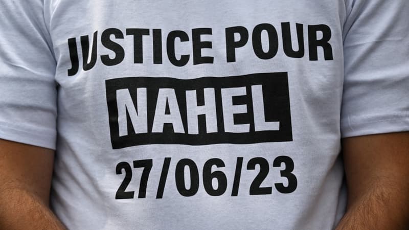Le tee-shirt d'un manifestant qui demande la "justice pour Nahel" le 29 juin 2023 lors de la marche blanche à Nanterre
