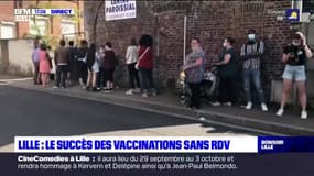 Lille: des files d'attente devant les centres de vaccination sans rendez-vous