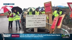 Dans le Vaucluse, "gilets jaunes" et "foulards rouges" s'opposent 