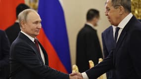 Vladimir Poutine et Serguei Lavrov le 21 mars 2023.