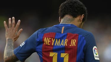 La star mondiale du foot Neymar devrait intégrer le PSG, détenu par un fonds qatari, d'ici à la fin de la semaine.