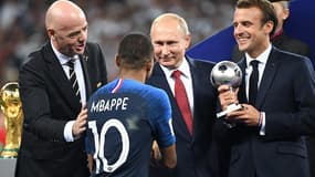 Vladimir Poutine, Kylian Mbappé et Emmanuel Macron