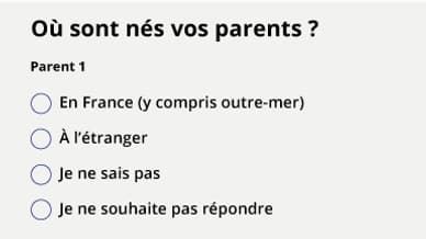 La question du questionnaire de recensement 2025 de l'Insee et les choix possibles, le 14 janvier 2025, "si la personne répond "en France', une ligne de saisie du département de naissance apparaît ; si elle répond 'à l’étranger', une ligne de saisie du pays apparaît", précise l'institut.