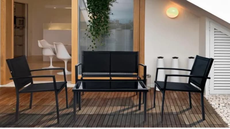 Soldes ManoMano : ce salon de jardin à moins de 100€ est la pépite du site