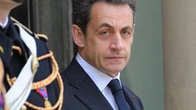 Nicolas Sarkozy a perdu la bataille du triple A, la note souveraine de la France dégradée vendredi d'un cran par l'agence Standard & Poor's, un handicap de plus sur le chemin d'une éventuelle réélection le 6 mai. /Photo prise le 11 janvier 2012/REUTERS/Ph