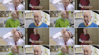 Shimon Peres est tour à tour pompiste, agent de sécurité, livreur de pizza ou encore caissier dans une vidéo en ligne.