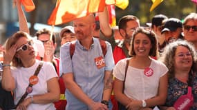 La secrétaire générale de la CGT, Sophie Binet, et son homologue de la CFDT Marylise Leon, lors de la journée de mobilisation à l'appel de l'intersyndicale contre les mesures budgétaires du précédant gouvernement, le 18 septembre 2025. 