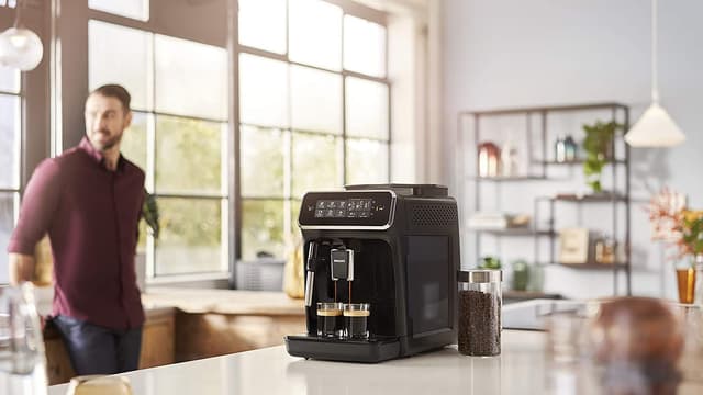 Une excellente machine à café à grain (Philips Série 2200) à
