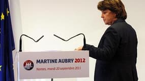"Fière d'être féministe", Martine Aubry a placé mercredi soir l'égalité hommes-femmes au coeur de son projet présidentiel, un sujet qui semble faire consensus chez les candidats à la primaire socialiste pour 2012. /Photo prise le 20 septembre 2011/REUTERS