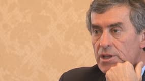 Jérôme Cahuzac "a pris conscience que la messe était dite", selon le rédacteur en chef du Canard enchaîné.