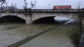 La Seine déborde à nouveau à Paris.