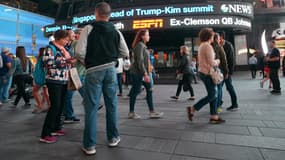 Les américains ont suivi la rencontre entre Donald Trump et Kim Jong-un, notamment sur Times Square à New York.