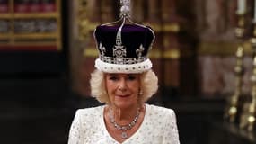 Camilla, épouse de Charles III, a été couronnée samedi à l'abbaye de Westminster, peu après le couronnement du souverain.