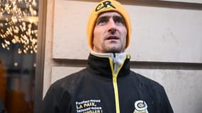 Le président de la Coordination Rurale 32 lors d'un rassemblement à la veille du lancement de la campagne électorale des Chambres d'agriculture, à Paris, le 6 janvier 2025.