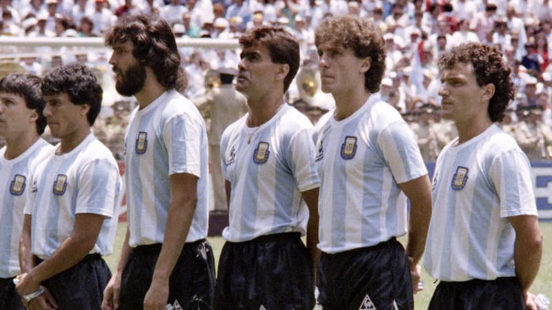José Luis Brown (au centre) avec l'Argentine