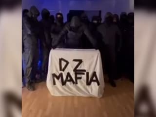 Dans une vidéo de revendication, la DZ Mafia assure, le 9 octobre 2024, n'avoir "aucun lien" avec deux meurtres survenus à Marseille sur fond de narcotrafic.