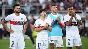 Kylian Mbappé et les Parisiens ont salué les supporters après Clermont-PSG, 30 septembre 2023