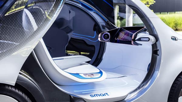 Plus de volant ni de pédales pour la future Smart électrique.