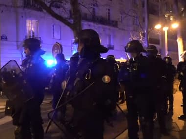 Des policiers dans le centre de Paris.