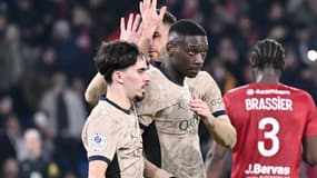 La célébration très sobre du Parisien Randal Kolo Muani après son but contre Brest, le 28 janvier2024 
