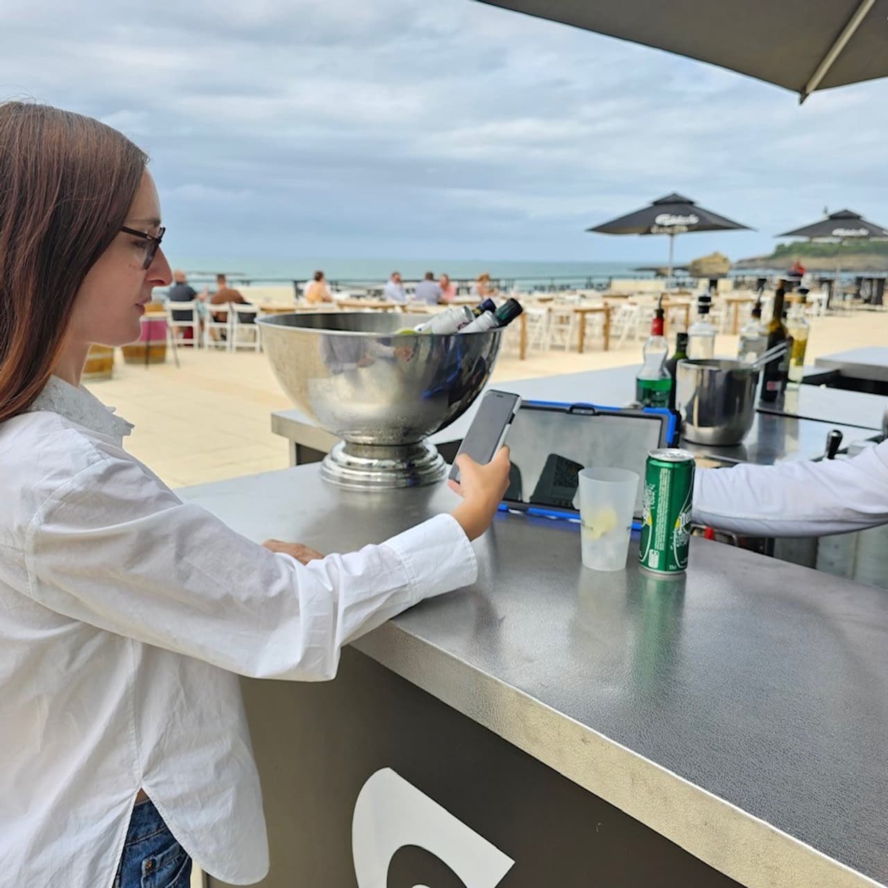 On a payé une boisson en bitcoin dans un commerce en France avec le  Lightning Network