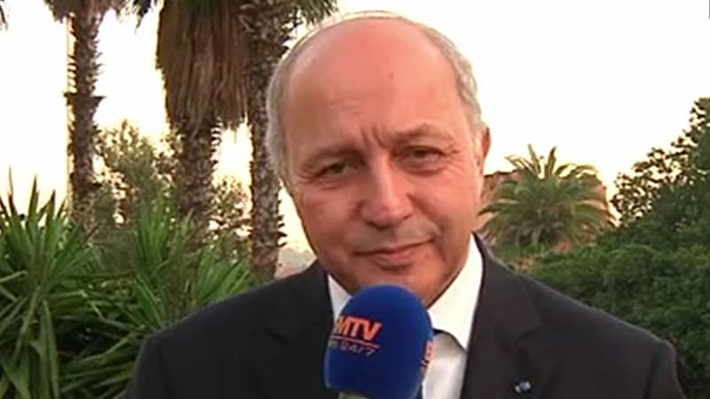 Laurent Fabius, ministre des Affaires étrangères, en duplex de Rabat sur BFMTV