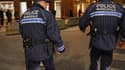 Des policiers municipaux armés patrouillent dans les rues de Toulouse (photo d'illustration)