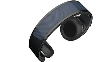 Le casque Helios a une autonomie de 15 heures.