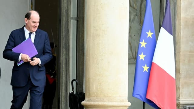 Le Premier ministre Jean Castex sortant de l'Elysée après le Conseil des ministres, Paris, le 13 avril 2022