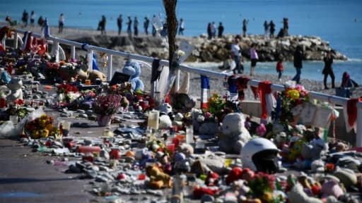 La promenade des Anglais à Nice, le 15 octobre 2016, après l'attaque du 14 juillet qui a fait 86 morts