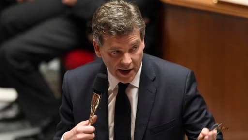 Arnaud Montebourg souhaite que General Electric modifie son offre pour Alstom.