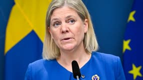 La Première ministre suédoise Magdalena Andersson donne une conférence de presse à Stockholm, le 16 mai 2022 au cours de laquelle elle officialise la volonté de la Suède d'adhérer à l'OTAN. Un moyen de dissuasion contre l'agression russe en Ukraine, a déclaré la Première ministre. 