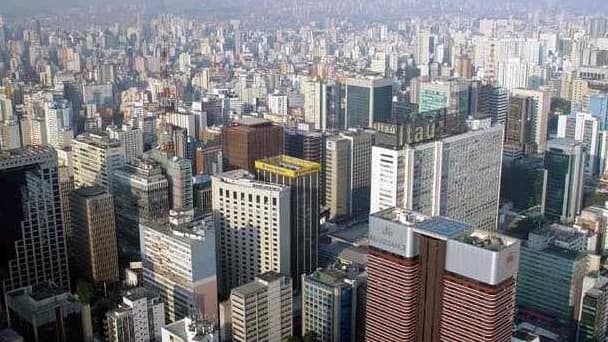 Sao Paulo, plus grande ville brésilienne, obtient une croissance à deux chiffres