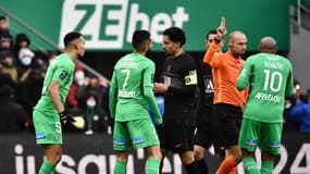 Timothée Kolodziejczak feint de ne pas comprendre