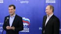 Le président russe Dmitri Medvedev et son Premier ministre Vladimir Poutine (à droite). Le parti au pouvoir, Russie unie, devrait obtenir 238 des 450 sièges à la Douma après les élections législatives de dimanche. Selon les prévisions basées sur des résul