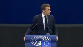 Emmanuel Macron devant le Parlement de Strasbourg. 