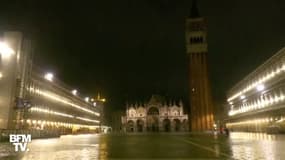 Venise: La place Saint-Marc inondée après de violents orages