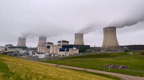 La centrale de Cattenom a été construite à partir de la fin des années 1970 et progressivement mise en service entre 1986 et 1991.