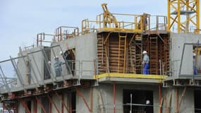 Les mises en chantier de logements ne devraient reculer que de 2,6% en volume en 2013, alors que la FFB anticipait 3,9%.