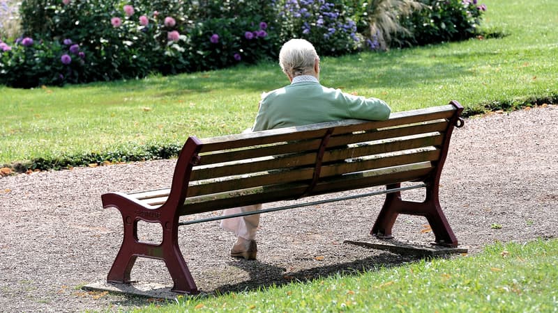 La ville de Perpignan retire depuis plusieurs semaines ses bancs publics (photo d'illustration).