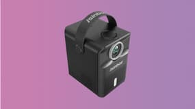 Transformez votre salon en salle de cinéma avec ce vidéoprojecteur portable à prix réduit 