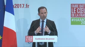 Benoît Hamon à son QG de campagne, lundi 10 avril.