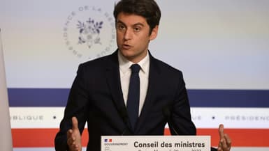 Gabriel Attal lors de la dernière conférence de presse du gouvernement Castex