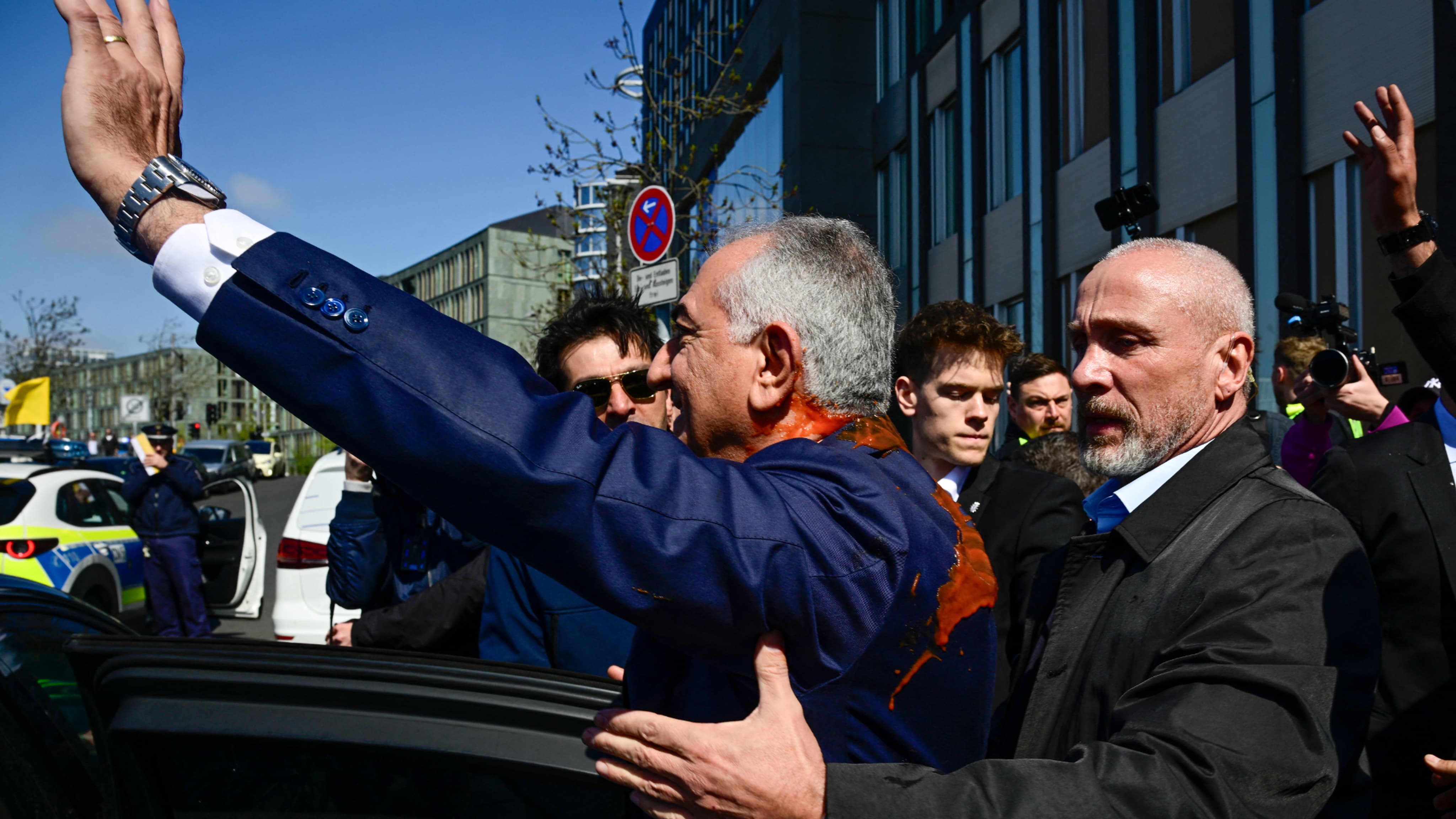 War in Iran and the Middle East: the US military says it has ordered 31 ships to turn back as part of its blockade