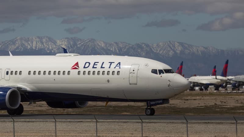 Un avion de la compagnie aérienne américaine Delta Air Lines en Californie en mars 2020.