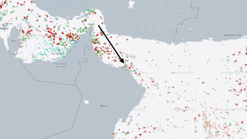 La première traversée connue d'un navire européen: un porte-conteneurs CMA CGM a passé le détroit d'Ormuz en déclarant avoir un "propriétaire français"