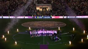 Les joueurs du TFC soulevant la Coupe de France au Stadium