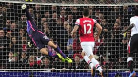 Le but d'Aaron Ramsey face à Liverpool