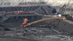 Le consommation de charbon dans le monde devrait frôler celle de pétrole en 2017 selon l'AIE